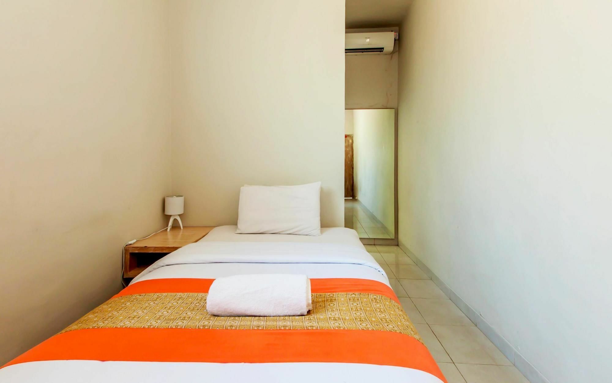 Cityzen Renon Hotel Denpasar Exteriör bild